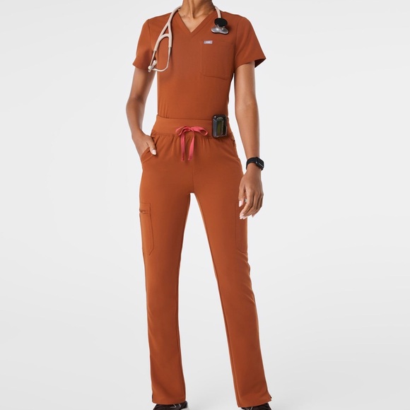 Figs High Waisted Yola Skinny Scrub Pants™ - Picture 2 of 7